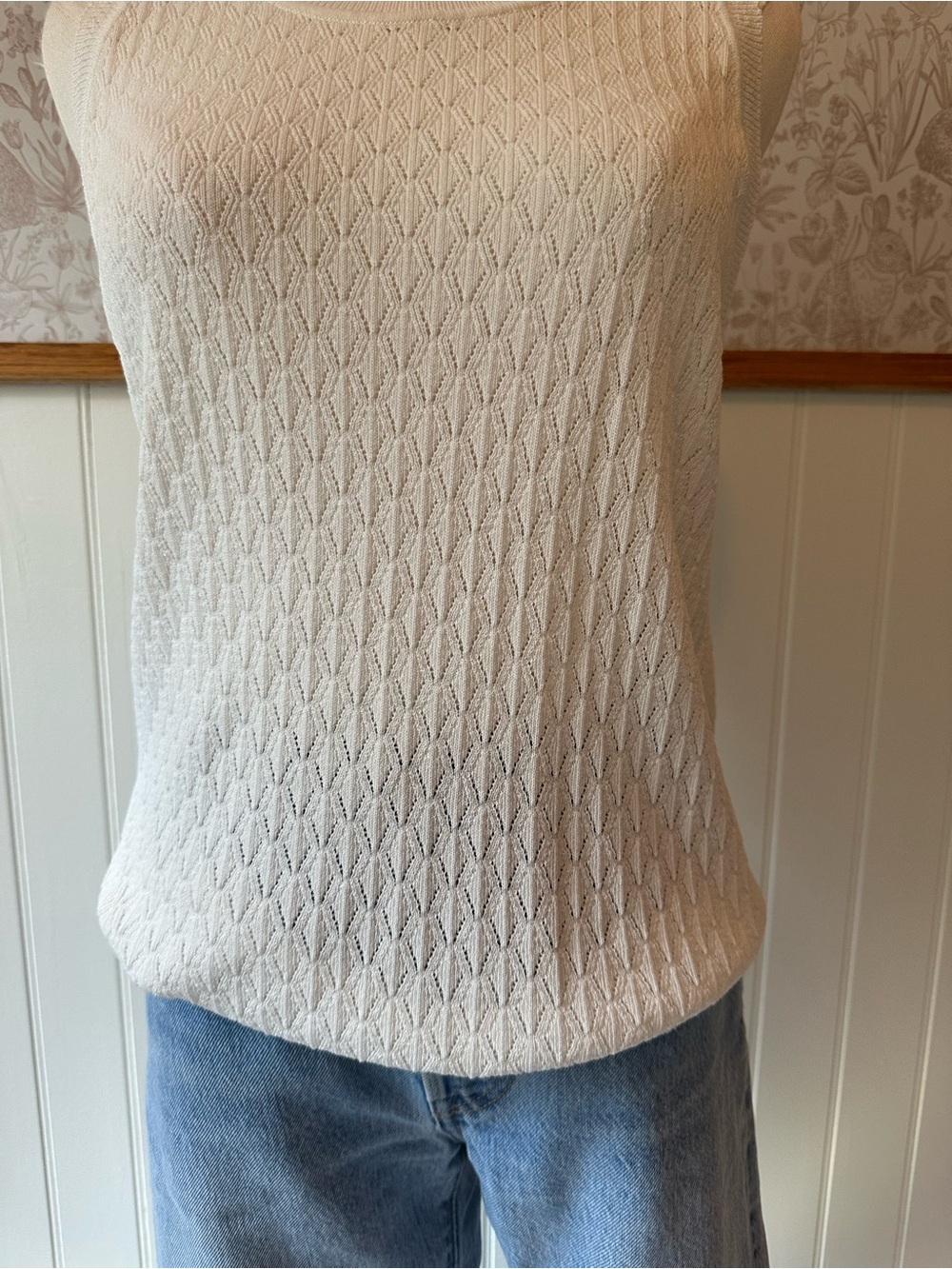 Vintage Ivory Pointelle Knit Sleeveless Top – Approx. Medium / Oversized Small - Picture 4 of 8